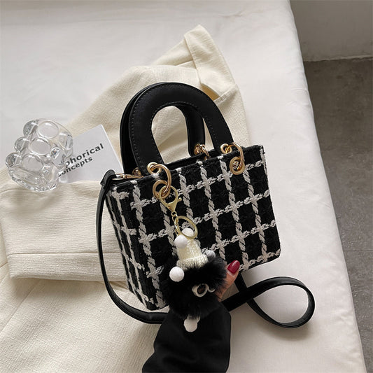 👜 Sac bandoulière tendance automne – Design original et texture laineuse