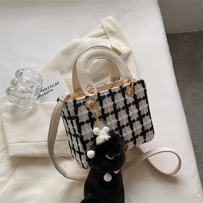 👜 Sac bandoulière tendance automne – Design original et texture laineuse